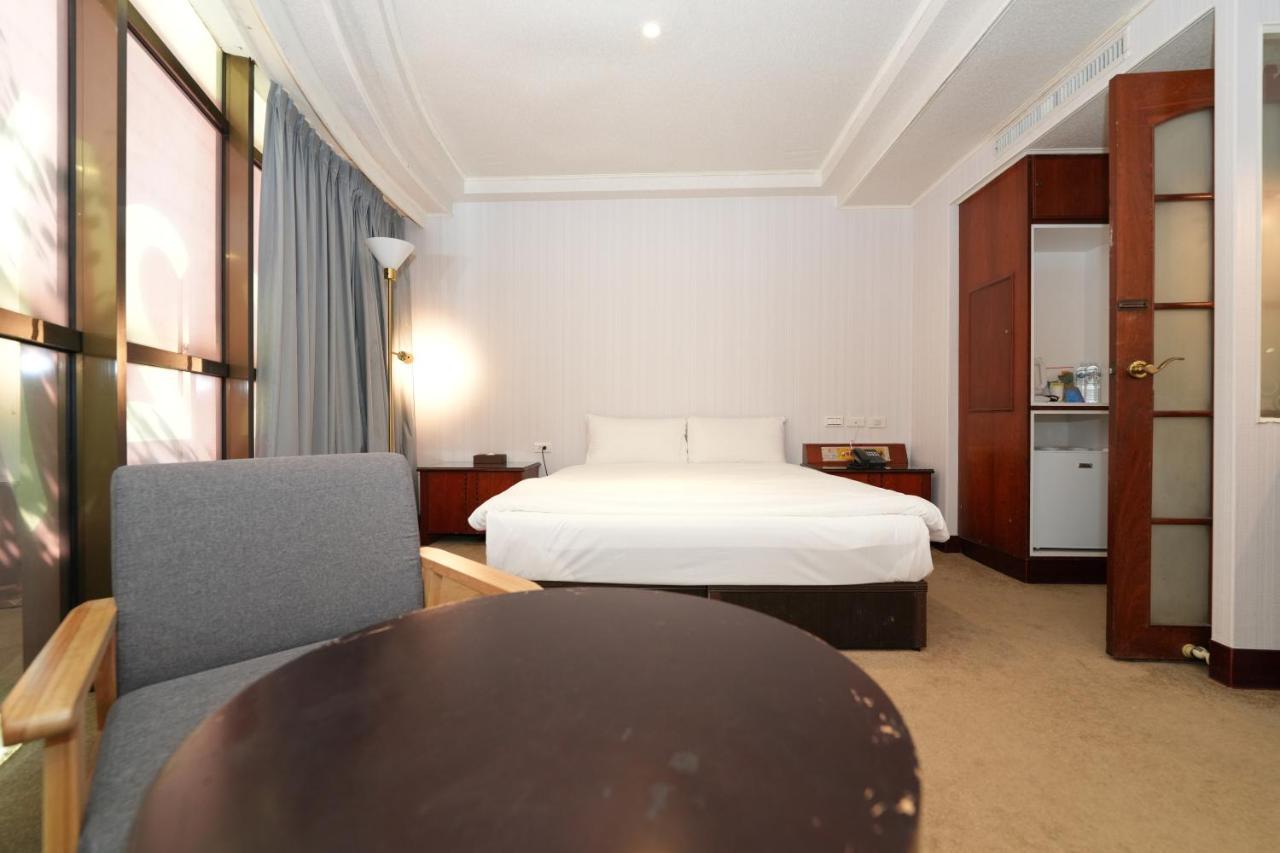 Hotel Meworld - Sanchong